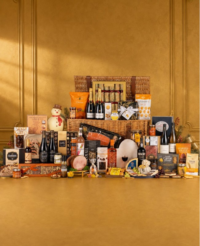 Christmas All Wrapped Up Gift Hamper